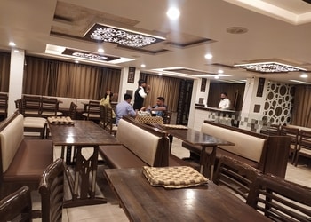 Sarvottam-the-restaurant-Pure-vegetarian-restaurants-Udhna-surat-Gujarat-2