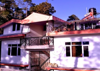 Sharma-home-stay-Homestay-Lakkar-bazaar-shimla-Himachal-pradesh-1