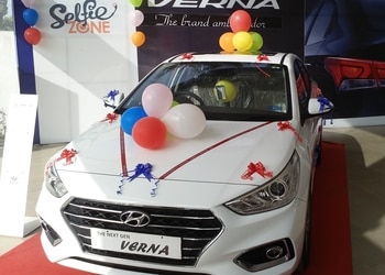 Shivang-hyundai-Car-dealer-Aligarh-Uttar-pradesh-3