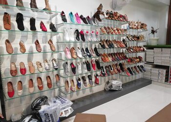 Shoe-club-Shoe-store-Hisar-Haryana-3