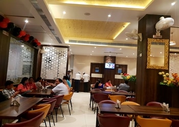 Shree-rathnam-restaurant-Pure-vegetarian-restaurants-Ghaziabad-Uttar-pradesh-2