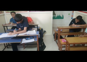 Smit-tutorials-Coaching-centre-Ahmedabad-Gujarat