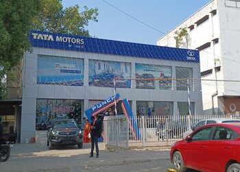 Sp-vehicles-Car-dealer-Vadodara-Gujarat-1