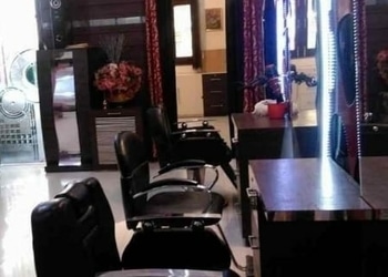 Sparkle-matrix-salon-Beauty-parlour-Rampur-maniharan-saharanpur-Uttar-pradesh-2