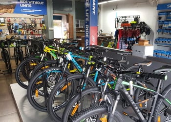 Spokehub-cycling-Bicycle-store-Chandmari-guwahati-Assam-2