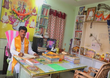 Sri-guru-gayatri-vastu-jyotisham-Numerologists-Ramaraopeta-kakinada-Andhra-pradesh-2