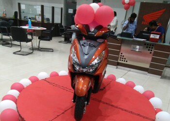 Srikara-honda-Motorcycle-dealers-Kakinada-Andhra-pradesh-2