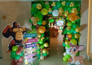 Star-balloon-decoration-Balloon-decorators-Khurram-nagar-lucknow-Uttar-pradesh-3