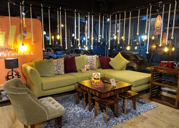 Studio-pepperfry-Furniture-stores-Kolkata-West-bengal-3