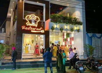 Sunny-family-restaurant-Family-restaurants-Nanded-Maharashtra-1