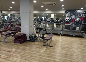 Talwalkars-Gym-Lakshmipuram-guntur-Andhra-pradesh-2