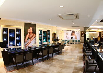 Tanishq-jewellery-Jewellery-shops-Ahmedabad-Gujarat-2