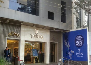 Tanishq-jewellery-Jewellery-shops-Jamnagar-Gujarat-1