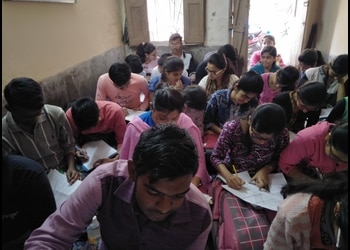 Target-coaching-centre-Coaching-centre-Burdwan-West-bengal-1
