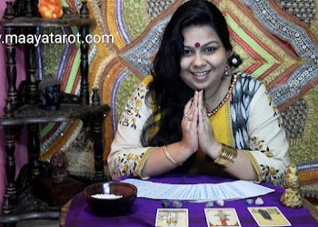 Tarot-reader-maaya-maadhyam-Vastu-consultant-Sector-52-noida-Uttar-pradesh-2