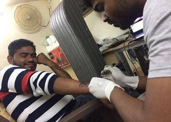 Tattoo-house-Tattoo-shops-Bandra-mumbai-Maharashtra-2