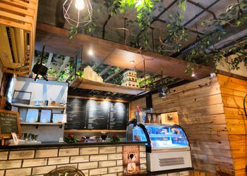 The-cafe-bistro-Cafes-Bhavnagar-Gujarat-2