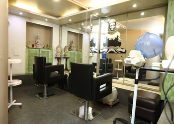 The-headmasters-Beauty-parlour-Hall-gate-amritsar-Punjab-2