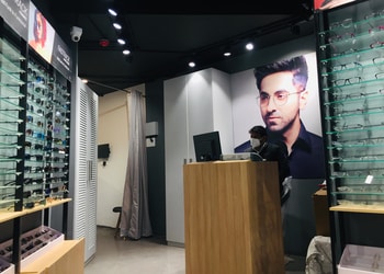 Titan-eyeplus-Opticals-Aligarh-Uttar-pradesh-2