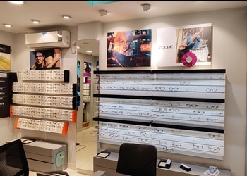 Titan-eyeplus-Opticals-Civil-township-rourkela-Odisha-3