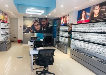 Titan-eyeplus-Opticals-Kavi-nagar-ghaziabad-Uttar-pradesh-2