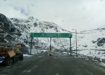 Travel-dreams-Travel-agents-Baranagar-kolkata-West-bengal-3