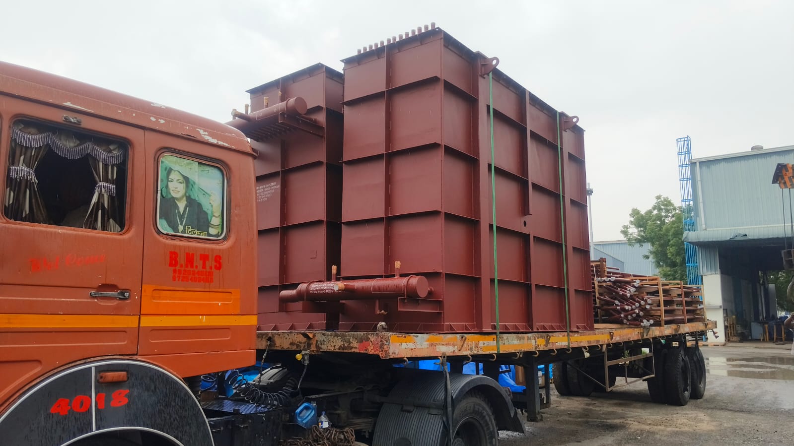 Vans-logistics-Transport-services-Pune-Maharashtra