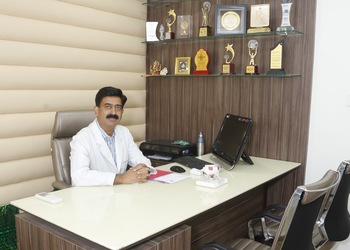 Viaan-eye-retina-centre-Eye-hospitals-Sector-66-gurugram-Haryana-2