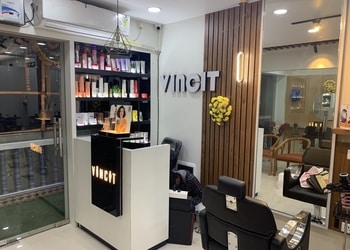 Vincit-family-salon-Bridal-makeup-artist-Chilika-ganjam-Odisha-2