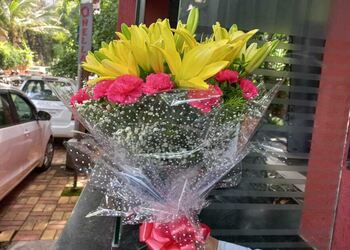 Withlovenregards-Flower-shops-Pune-Maharashtra-2