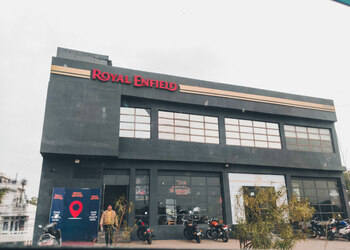 Xtream-motors-Motorcycle-dealers-Gandhi-nagar-jammu-Jammu-and-kashmir-1