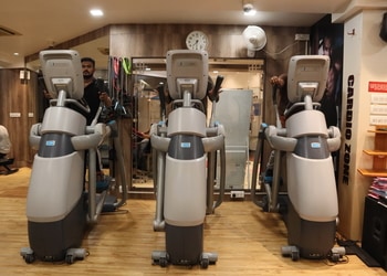 Zuese-fitness-club-Gym-Falnir-mangalore-Karnataka-3